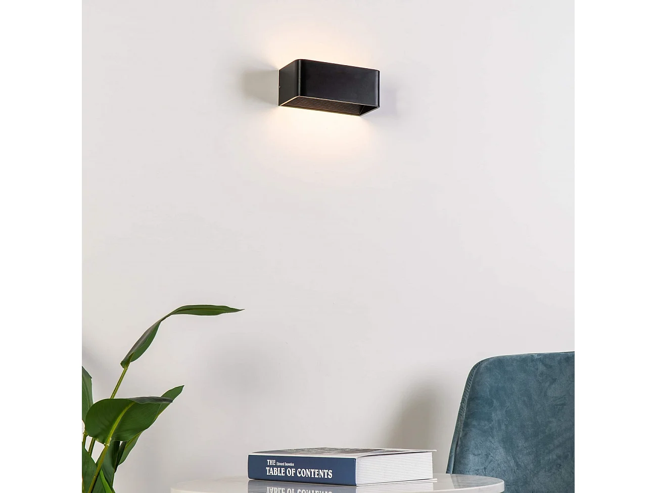 Applique noire LED compatible avec variateur  - Quadra