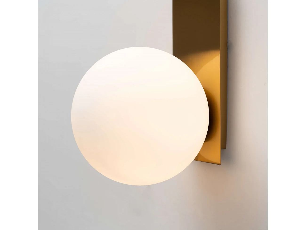 Applique murale verre blanc et métal laiton - Oromia