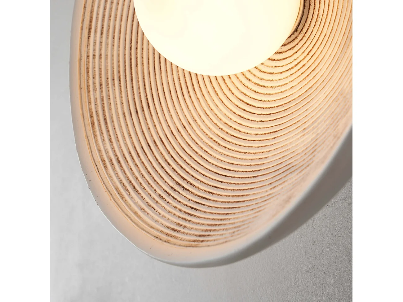 Applique ou petit plafonnier rond 27 cm en résine - Amaya