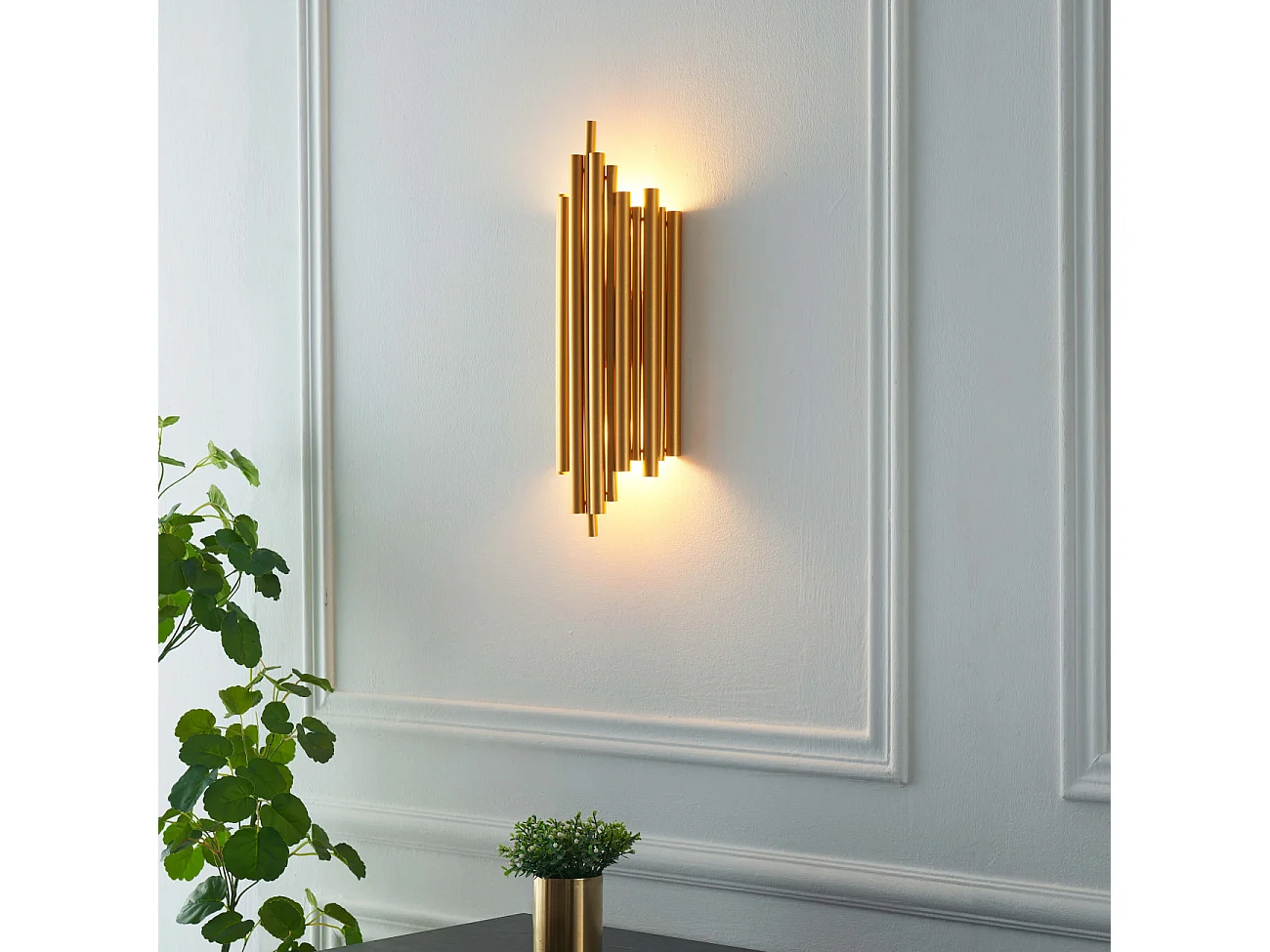 Applique murale dorée en aluminium - Rosela