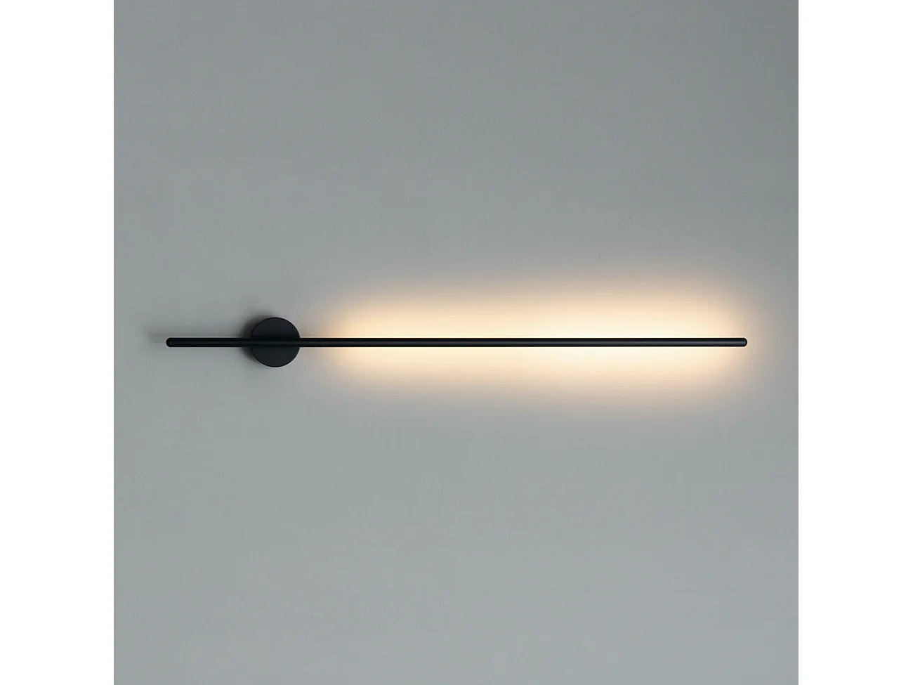Applique longiligne noire lumière indirecte LED - Mandal
