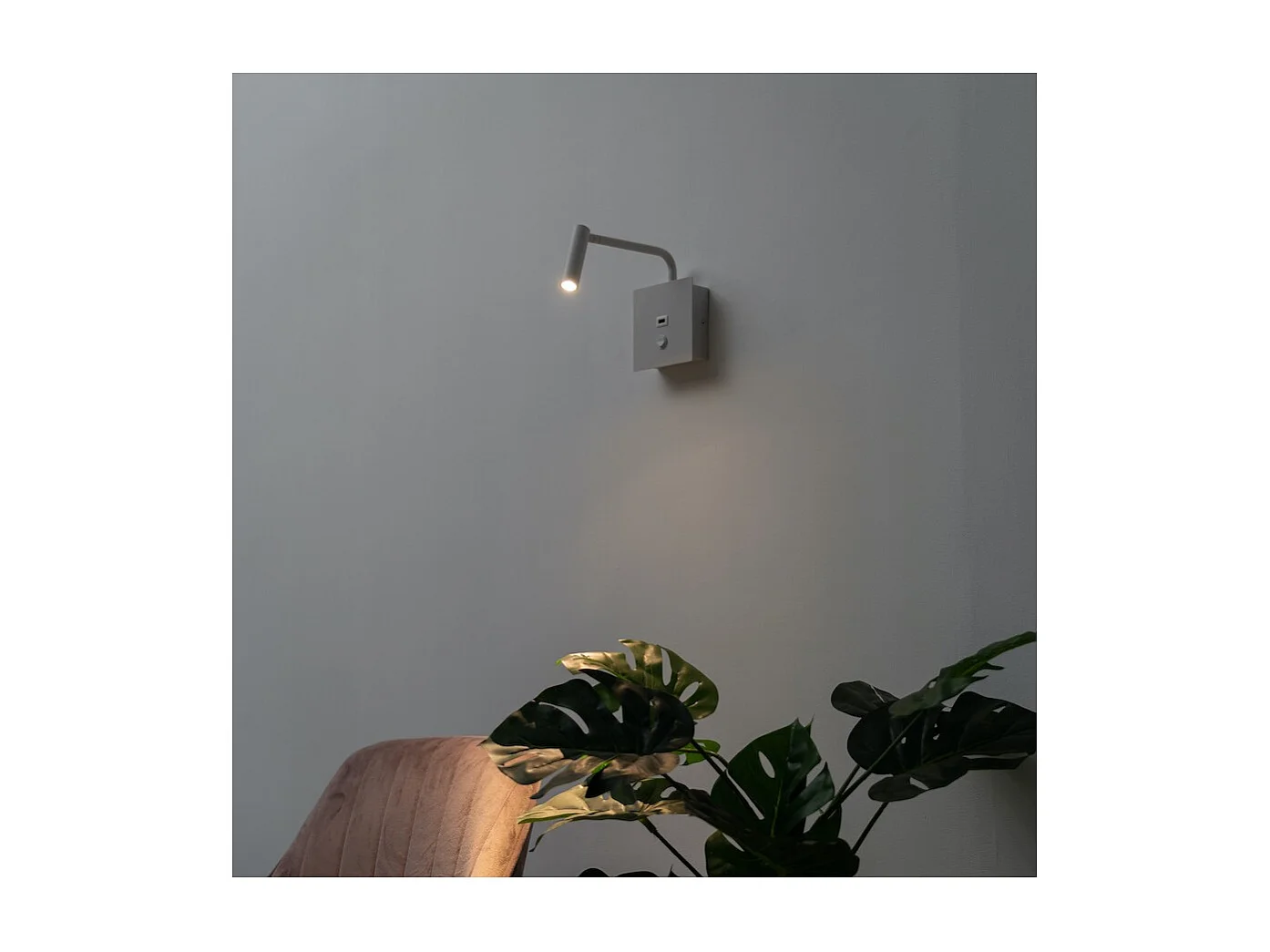 Liseuse blanche pratique et moderne LED et port USB intégré - Miami