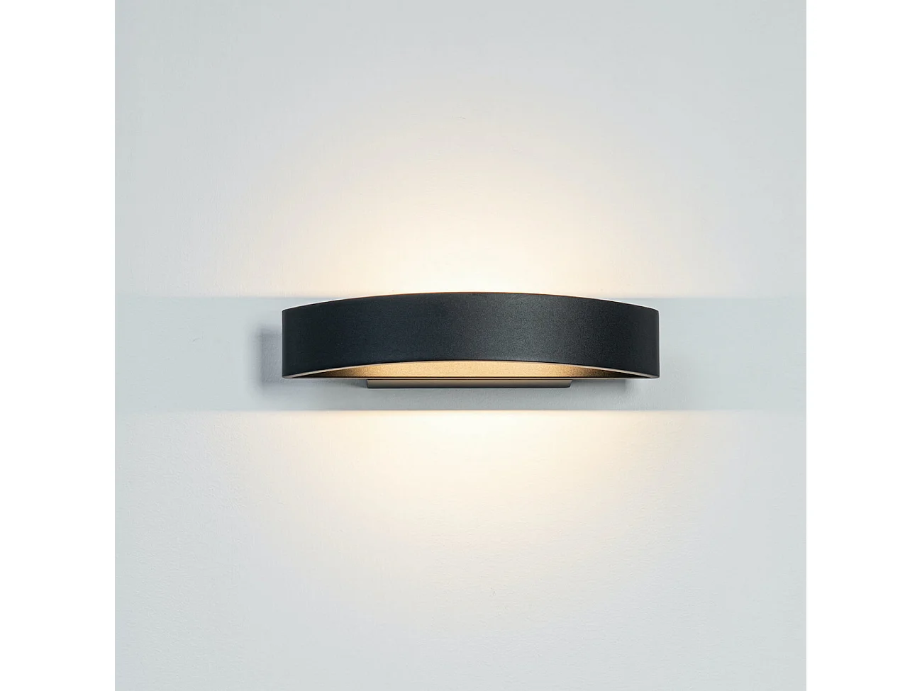 Applique noire demi-cercle LED - Attica