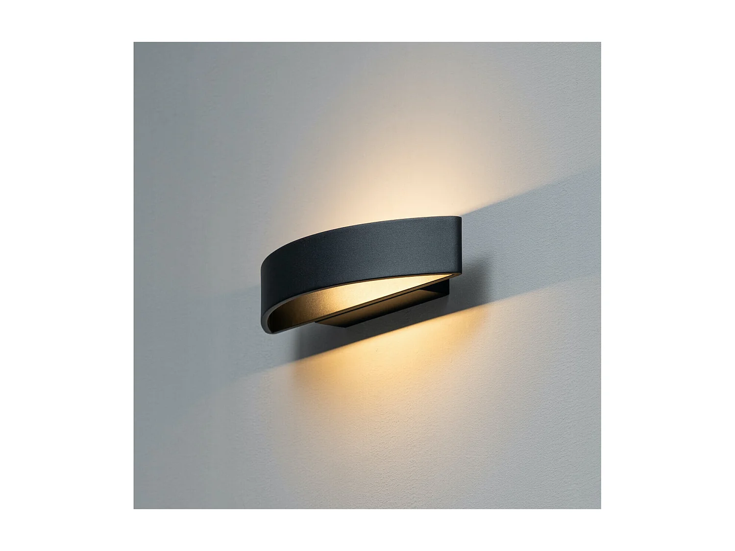 Applique noire demi-cercle LED - Attica