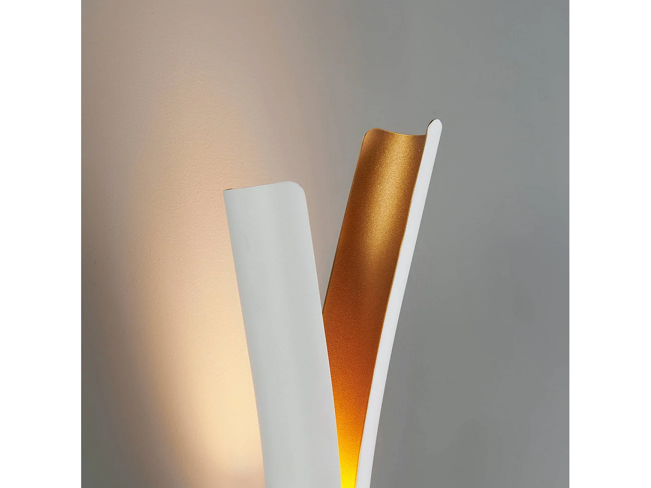 Applique LED blanche intérieur or double faisceau - Nelia