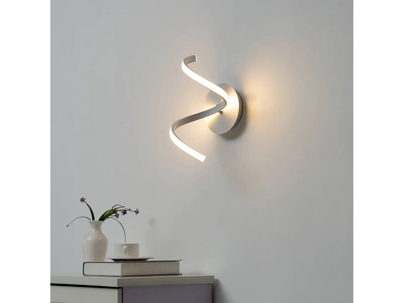 Applique murale tres design LED - Vortex