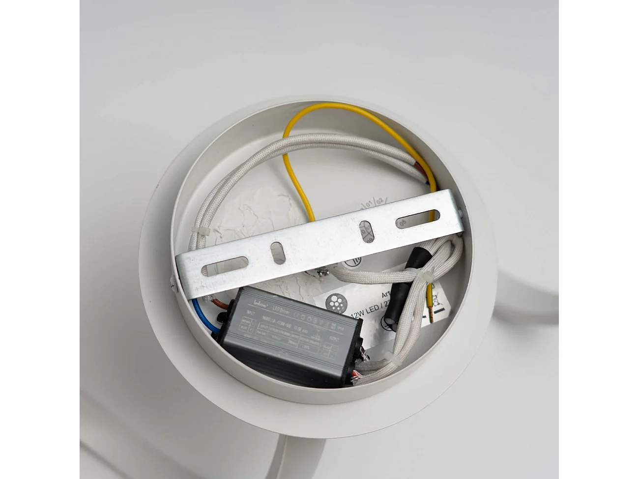 Applique murale tres design LED - Vortex