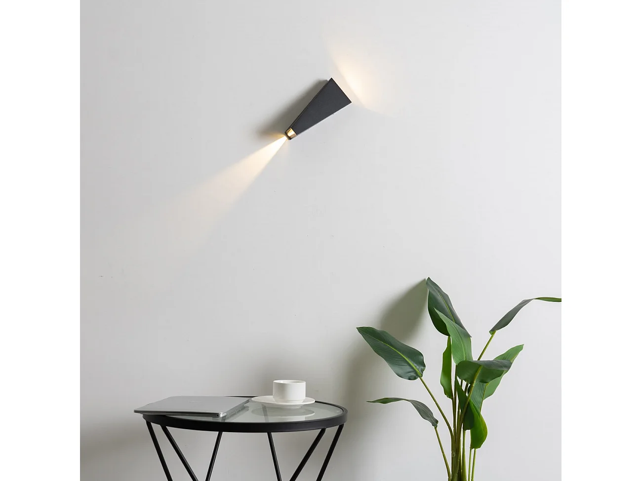 Applique double faisceau LED noir IP54 - Helsinki