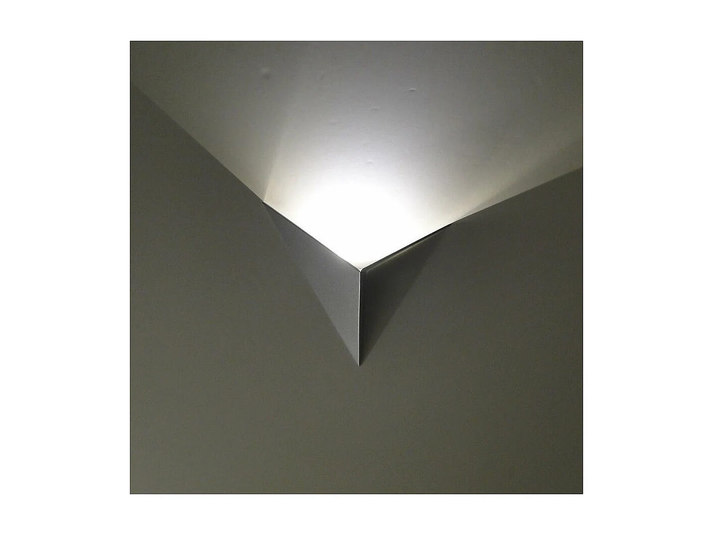 Applique murale LED ultra design grise - London