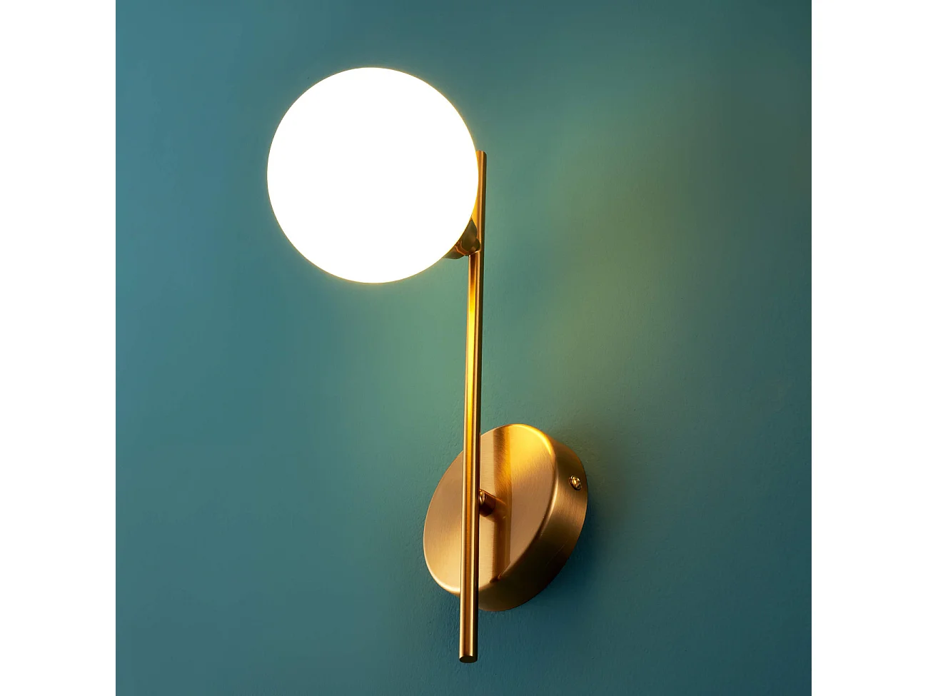 Applique murale globe en verre blanc look vintage - Neira