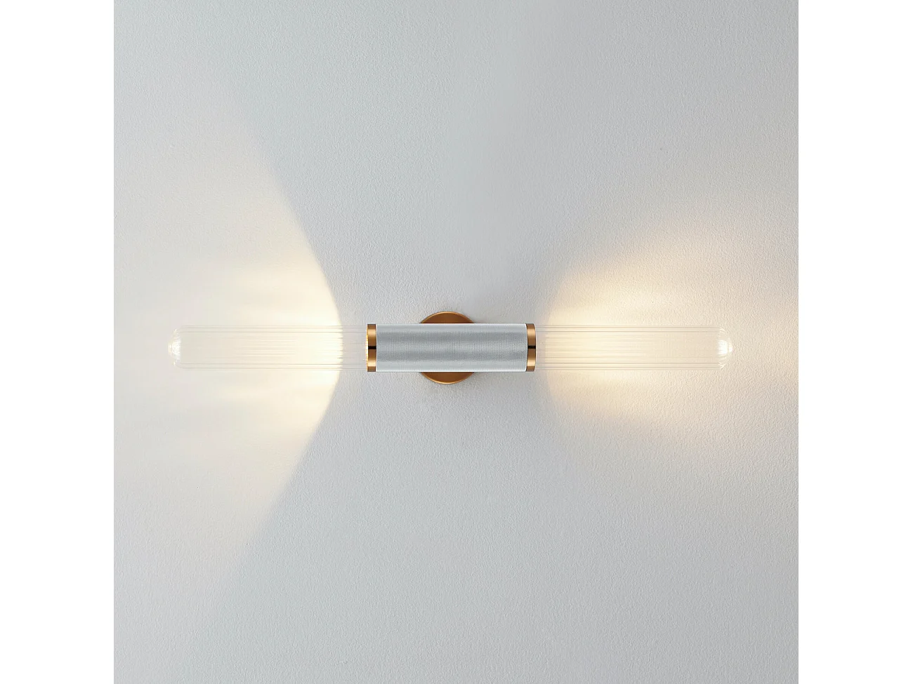 Applique longiligne argent et or double éclairage - Hita