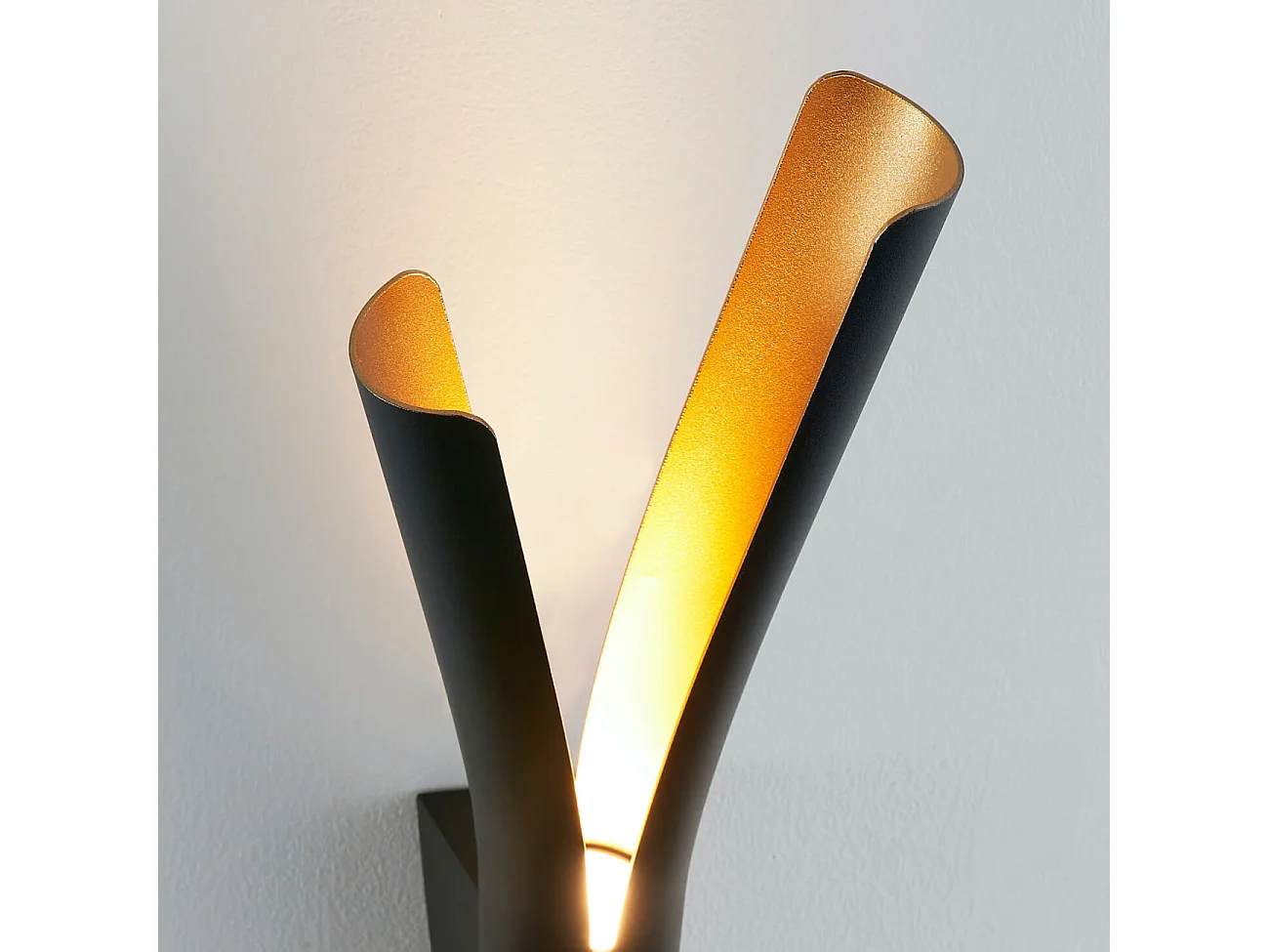 Applique LED design noire double éclairage - Nelia