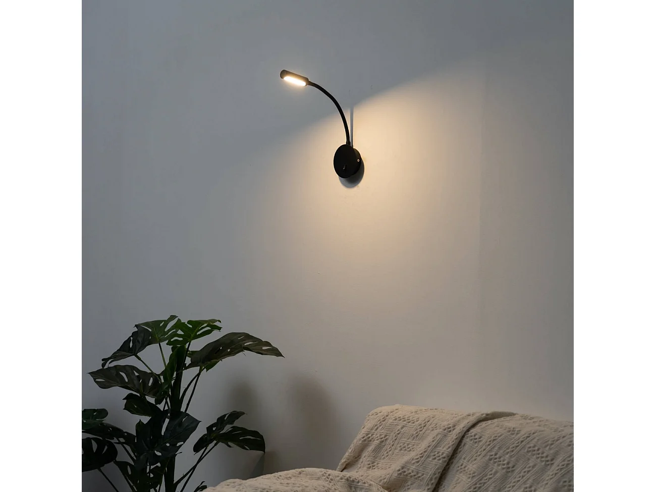 Liseuse LED orientable noire - Norma