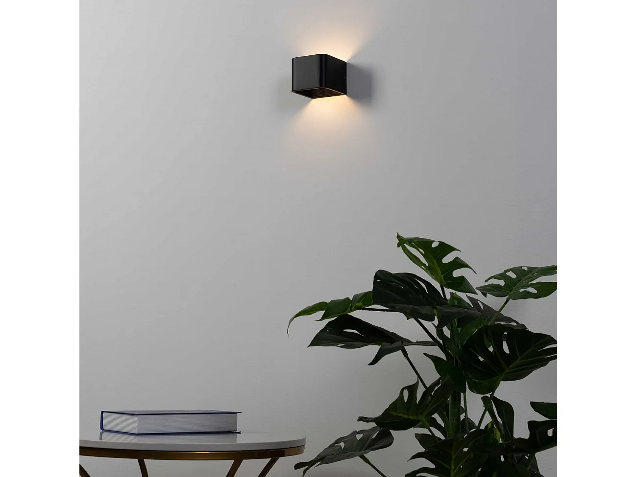 Éclairage mural à LED 6W - noir 10 cm - Quadra