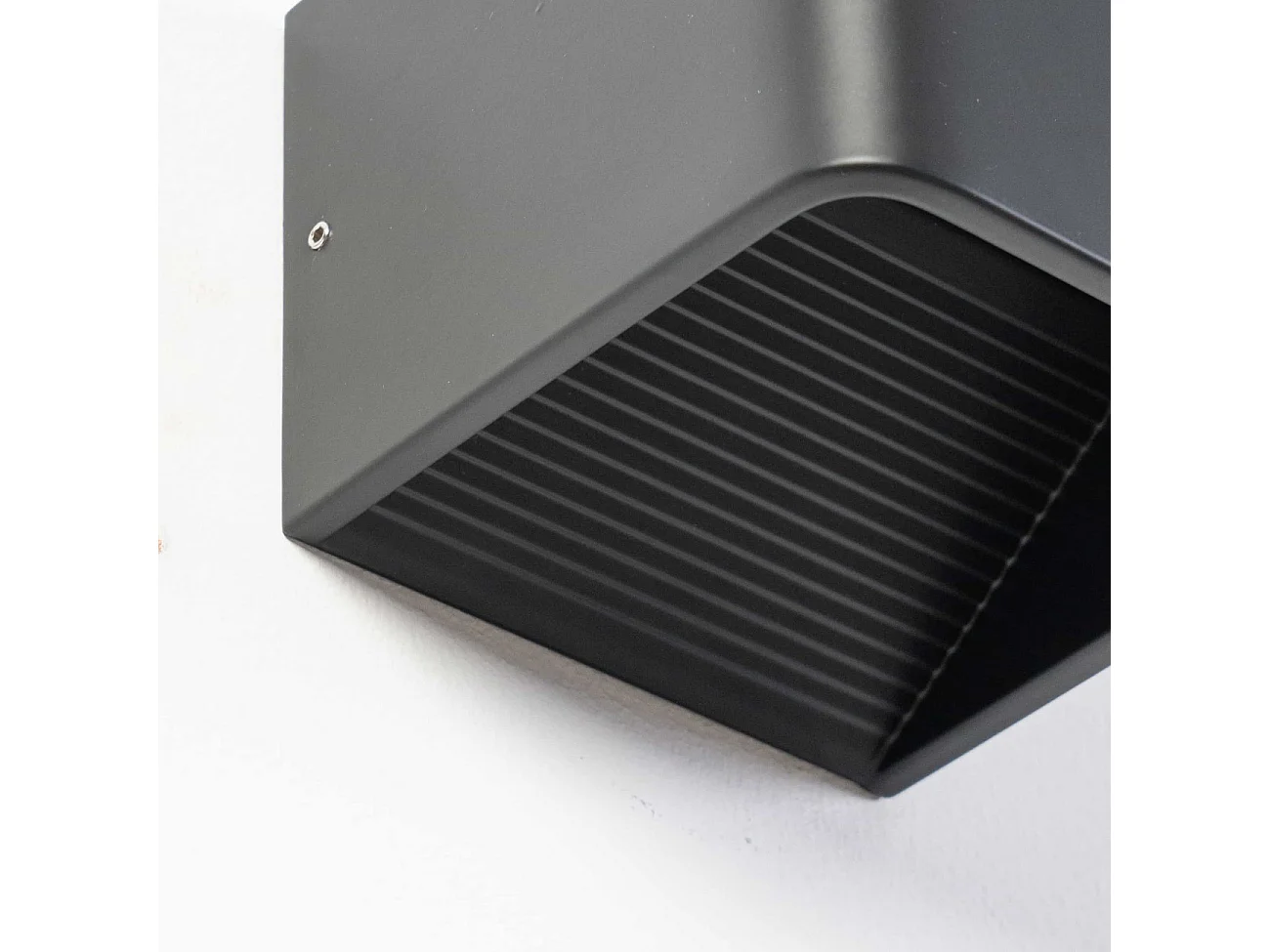 Éclairage mural à LED 6W - noir 10 cm - Quadra