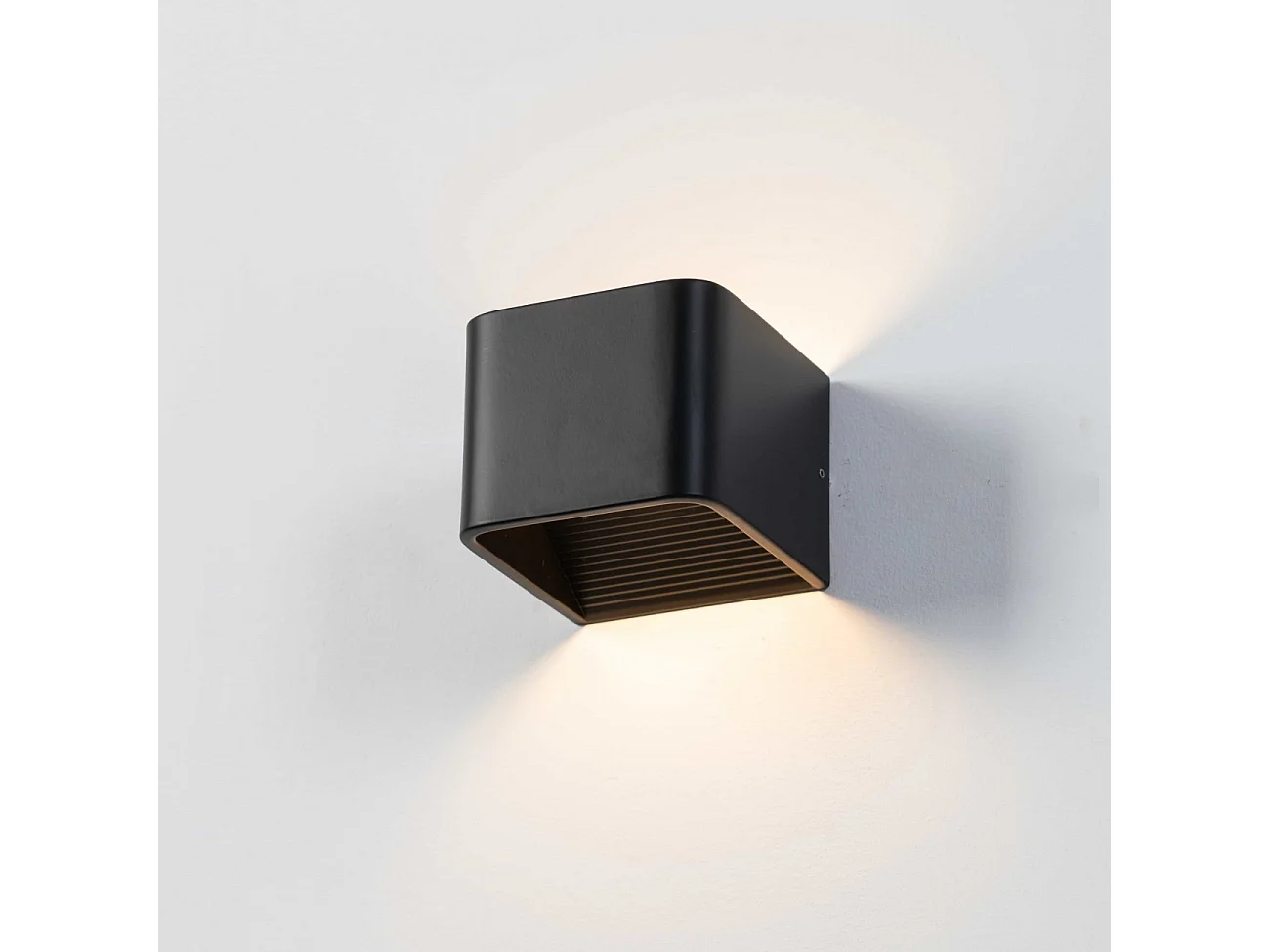 Éclairage mural à LED 6W - noir 10 cm - Quadra