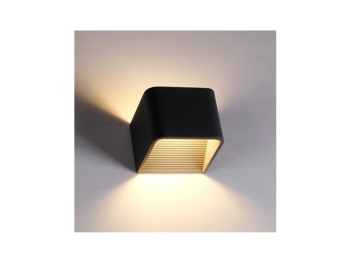 Éclairage mural à LED 6W - noir 10 cm - Quadra