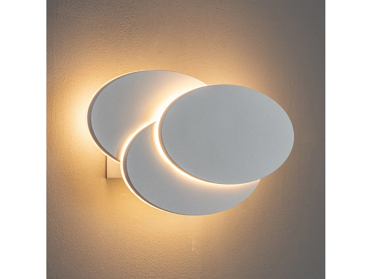 Applique LED ovale blanche - Triple Lunar