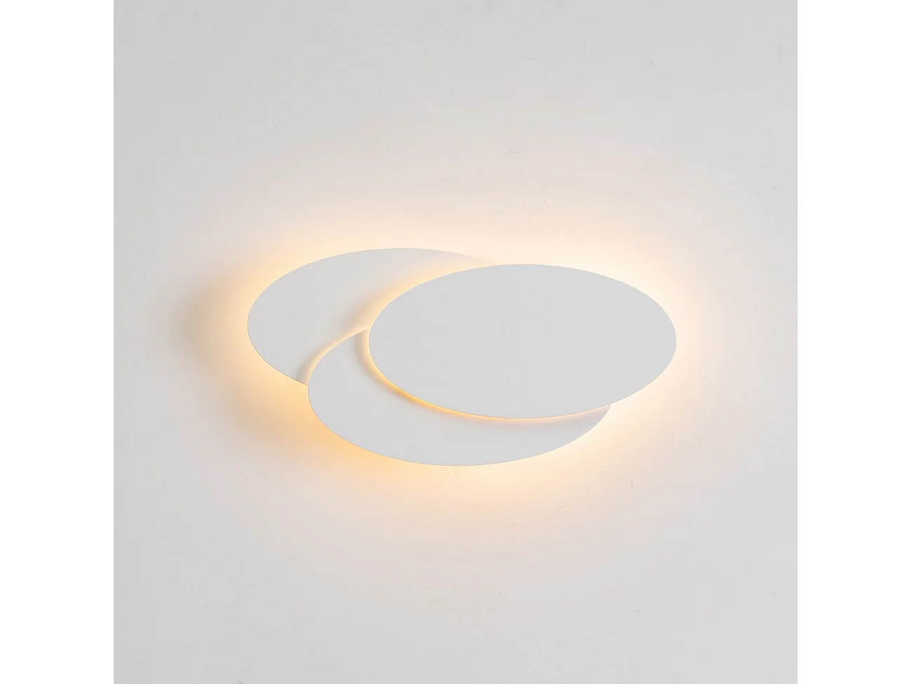 Applique LED ovale blanche - Triple Lunar