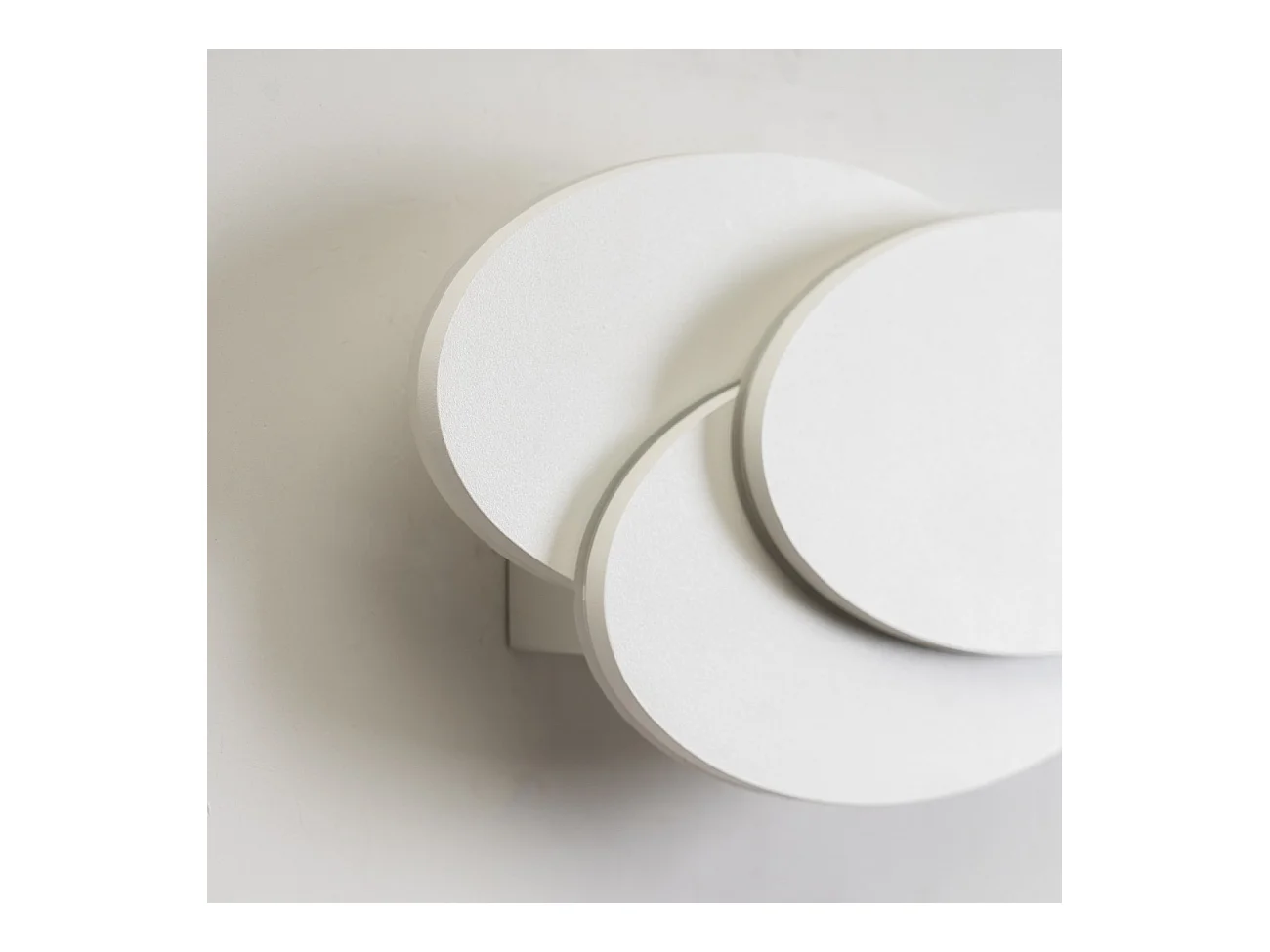 Applique LED ovale blanche - Triple Lunar