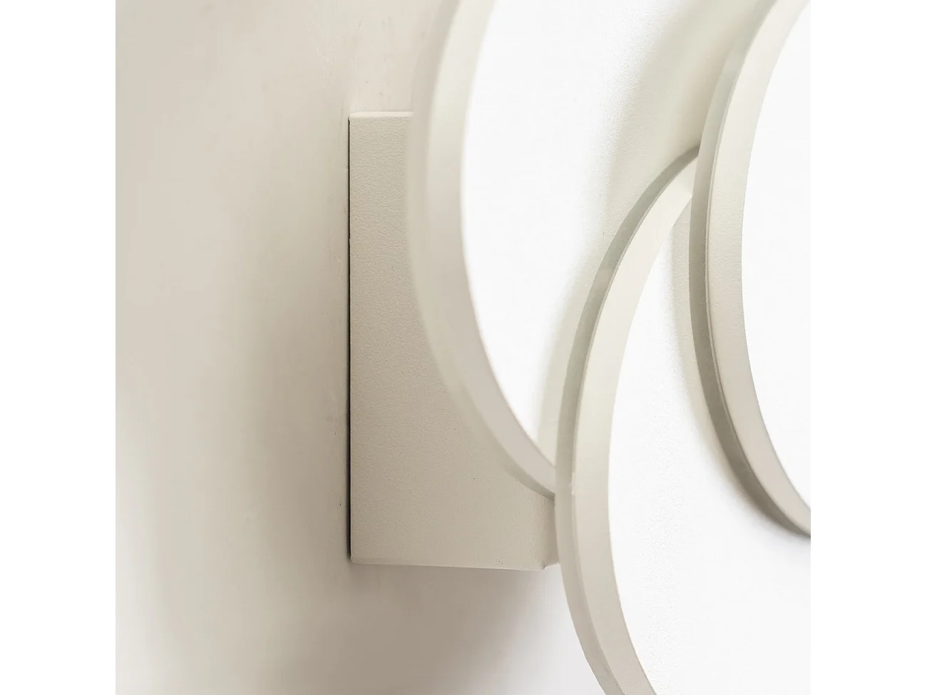 Applique LED ovale blanche - Triple Lunar