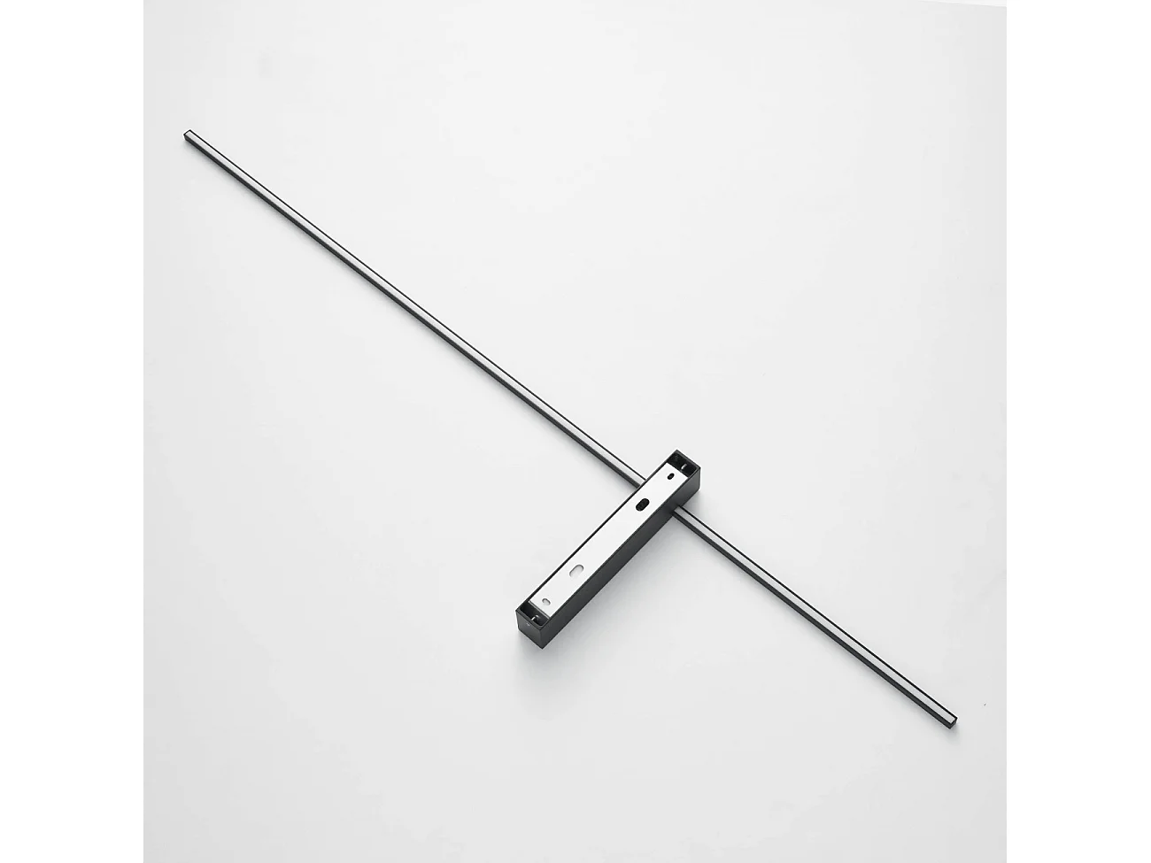 Applique minimaliste barre noire LED dimmable avec interrupteur - Stolia