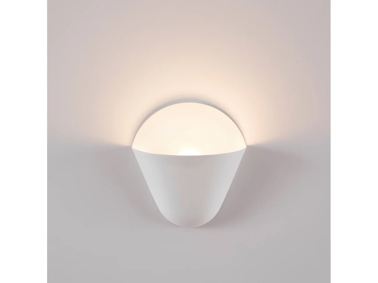 Applique murale coupelle conique blanche LED - Flo