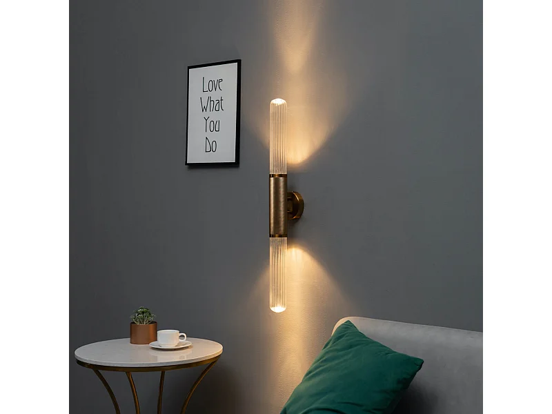 Applique tendance dorée double éclairage LED en métal et verre  - Hita