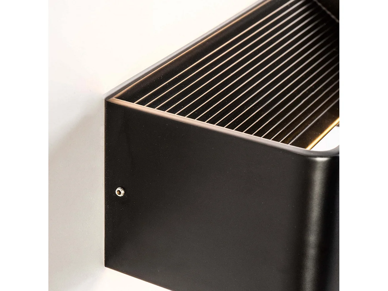 Applique murale tendance noire LED - 20 cm - Quadra