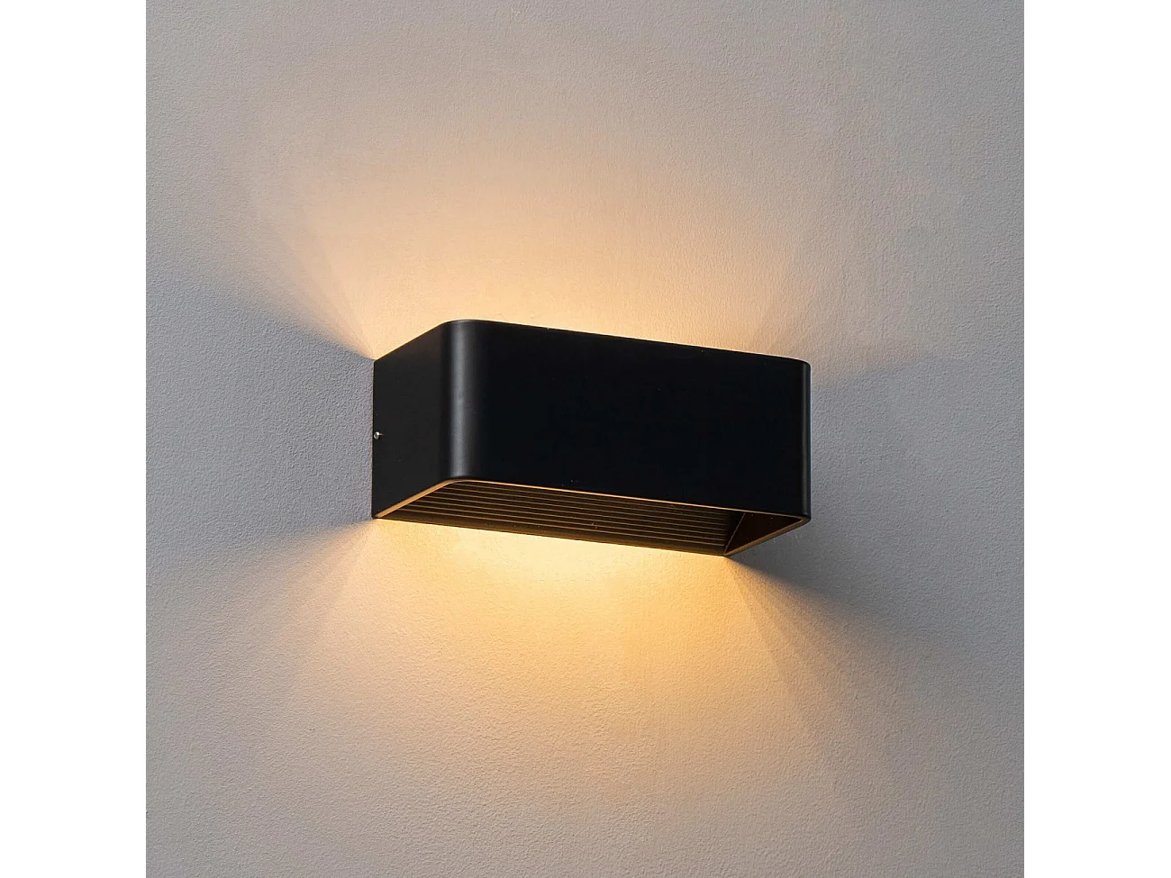 Applique murale tendance noire LED - 20 cm - Quadra