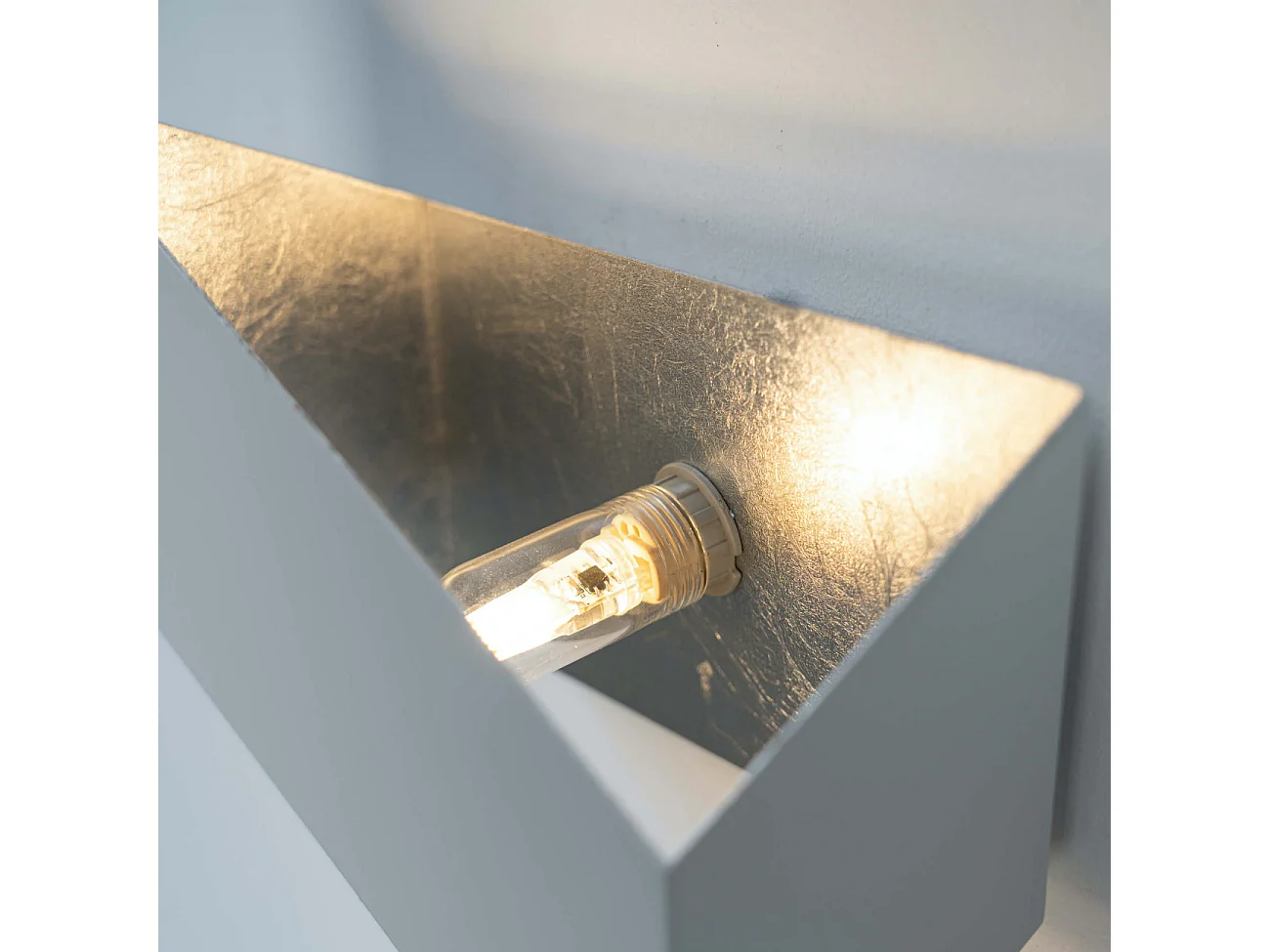 Applique origami blanc et intérieur argenté  - Mykos