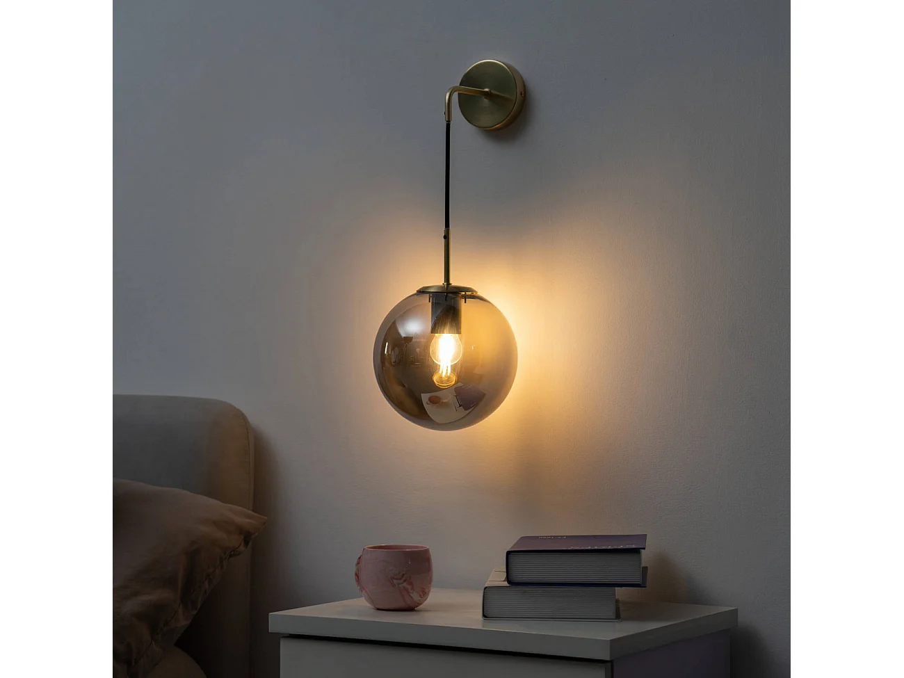 Applique vintage dorée verre fumé - Claudia