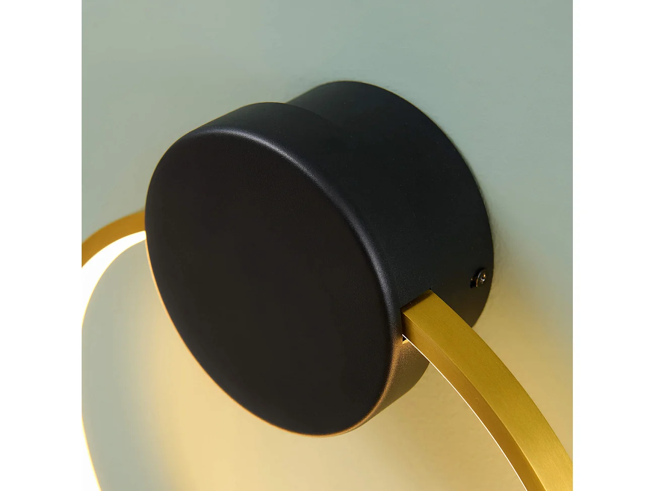 Applique circulaire noire et laiton 30 cm - Alisa