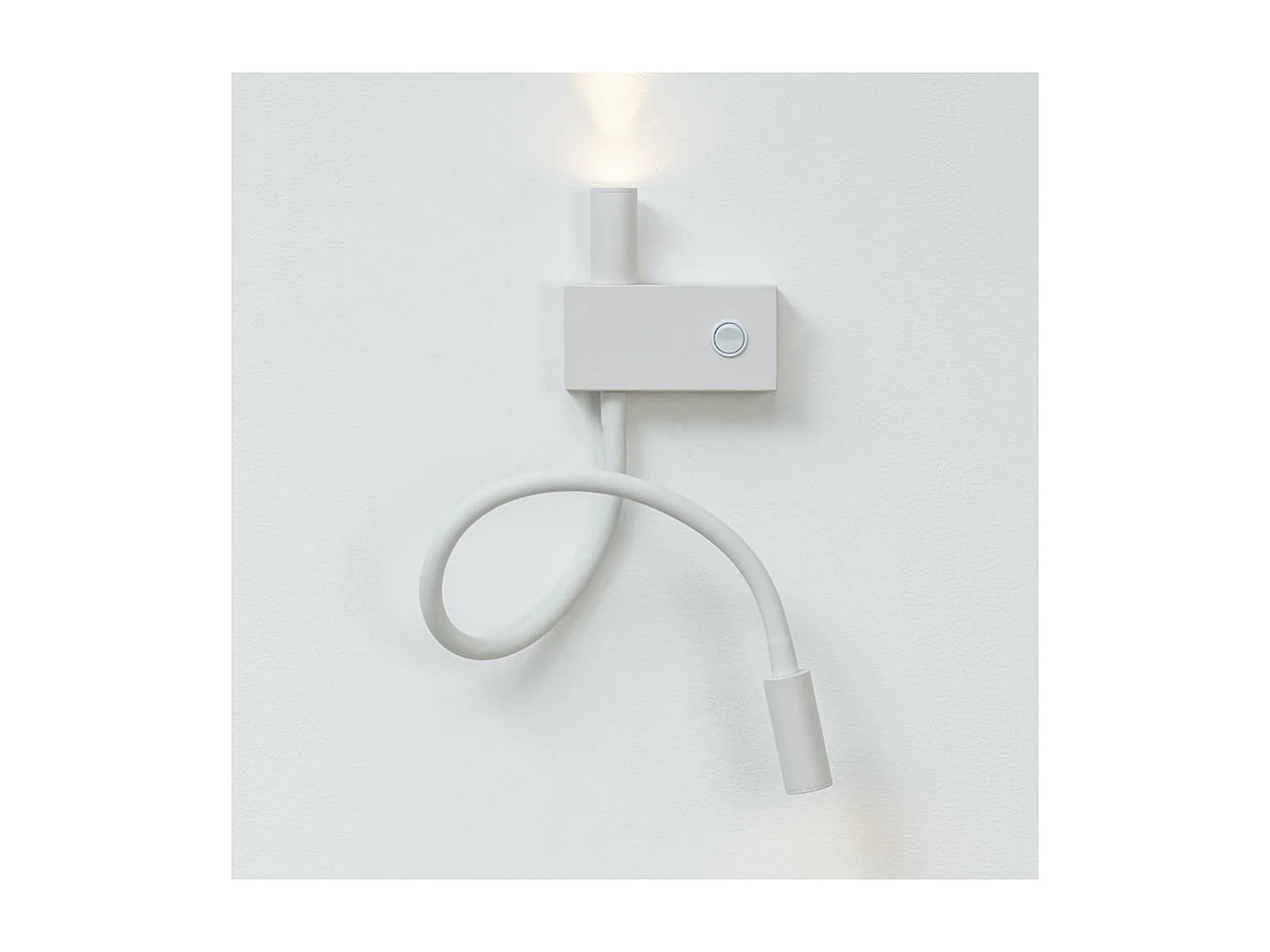 Applique liseuse double lumière épurée blanche - Nanda