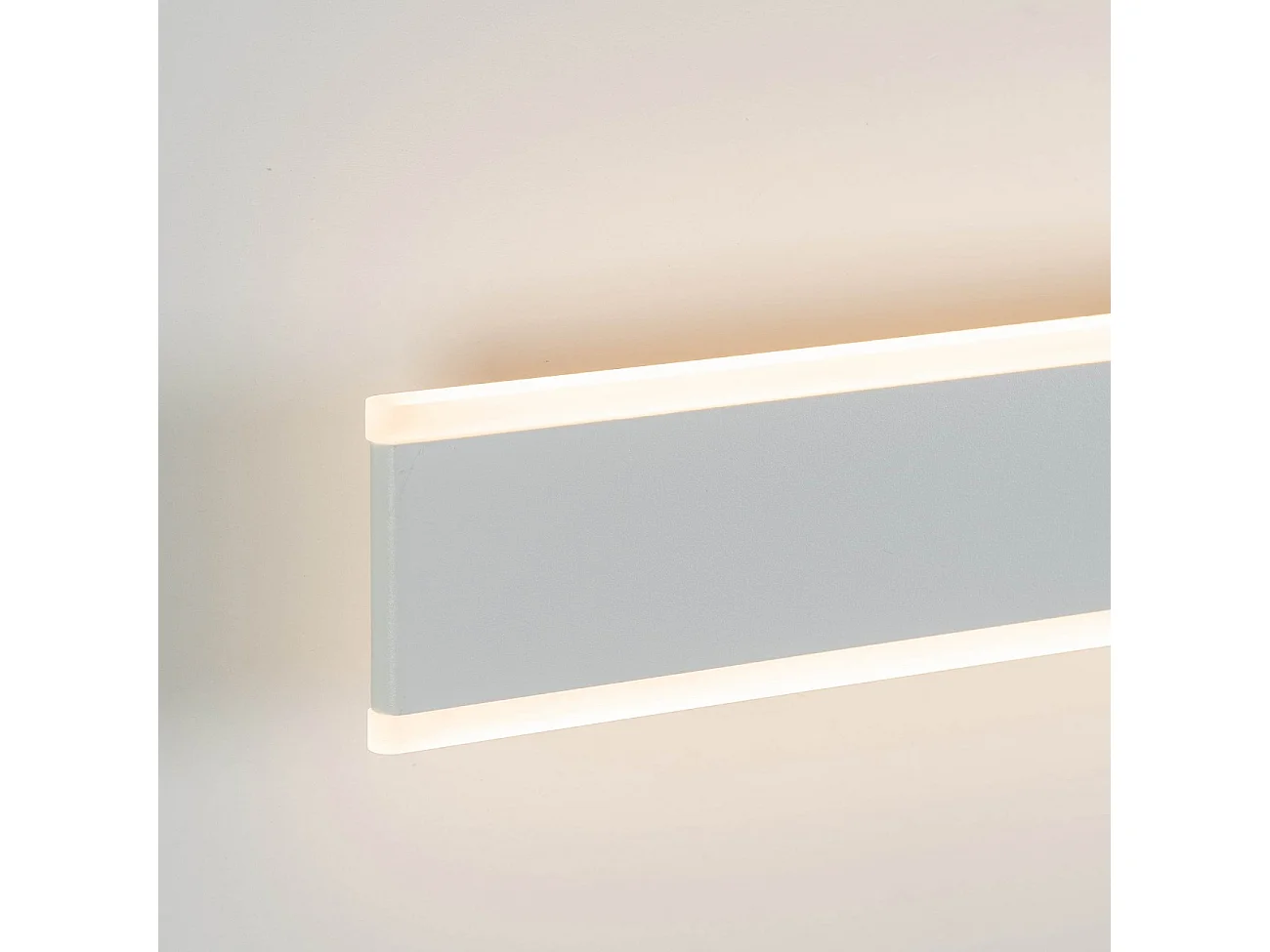 Longue applique LED compatible variateur 80 cm - Bastia