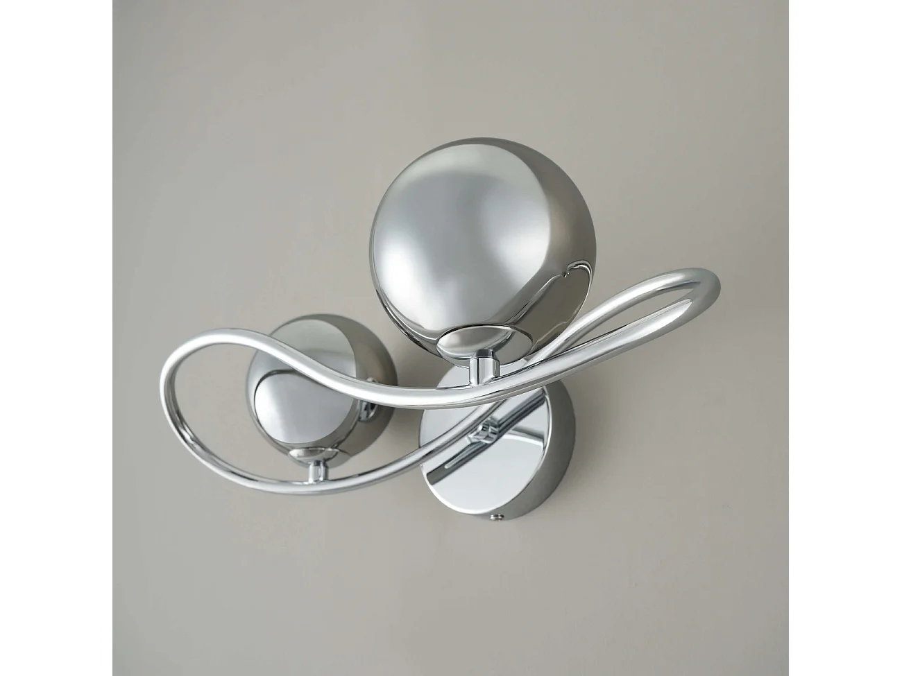 Applique murale chromée design double verre fumé - Novale