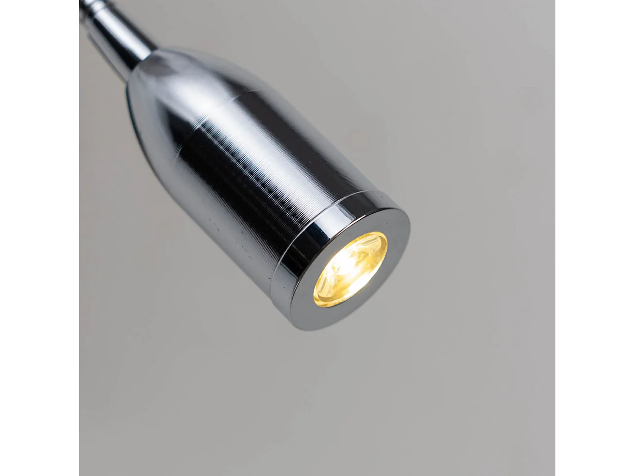 Applique murale liseuse métal chromé et tissu blanc - Aras