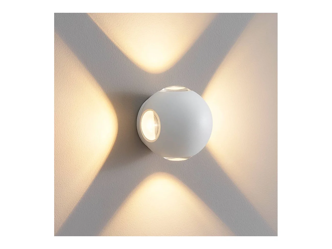 Petite applique blanche multi faisceaux IP54 - Joia