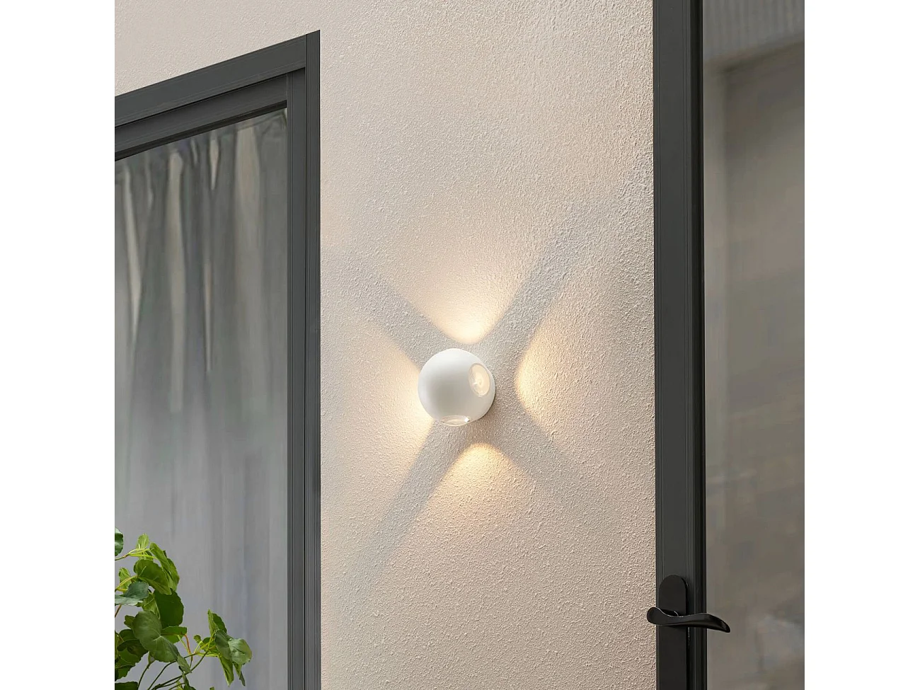 Petite applique blanche multi faisceaux IP54 - Joia