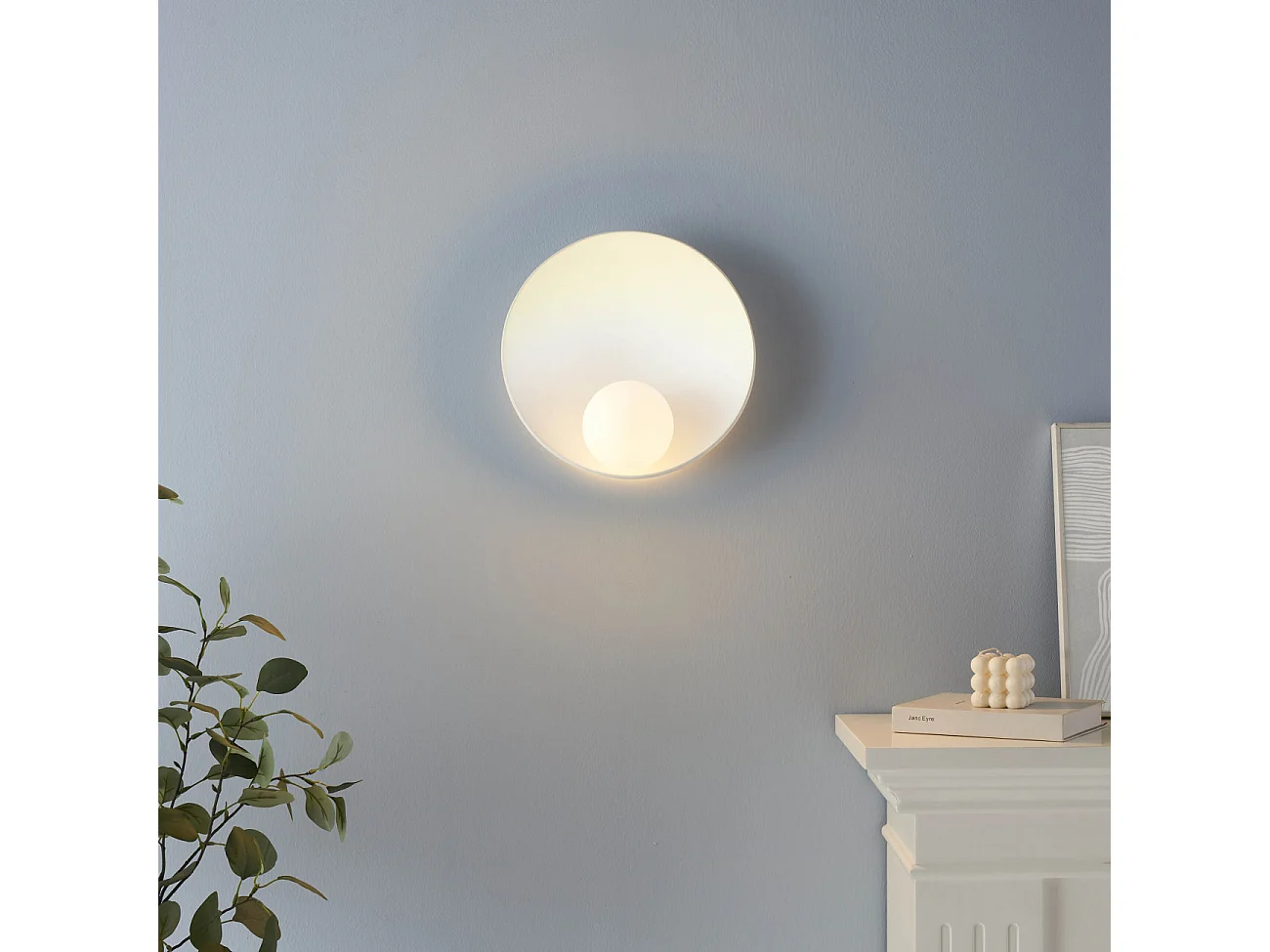 Applique coupole minimaliste avec boule en verre - Gino