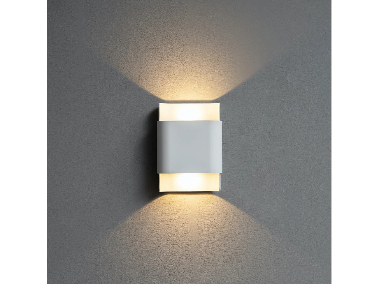 Petite applique carré double éclairage LED blanche IP54 - Laila
