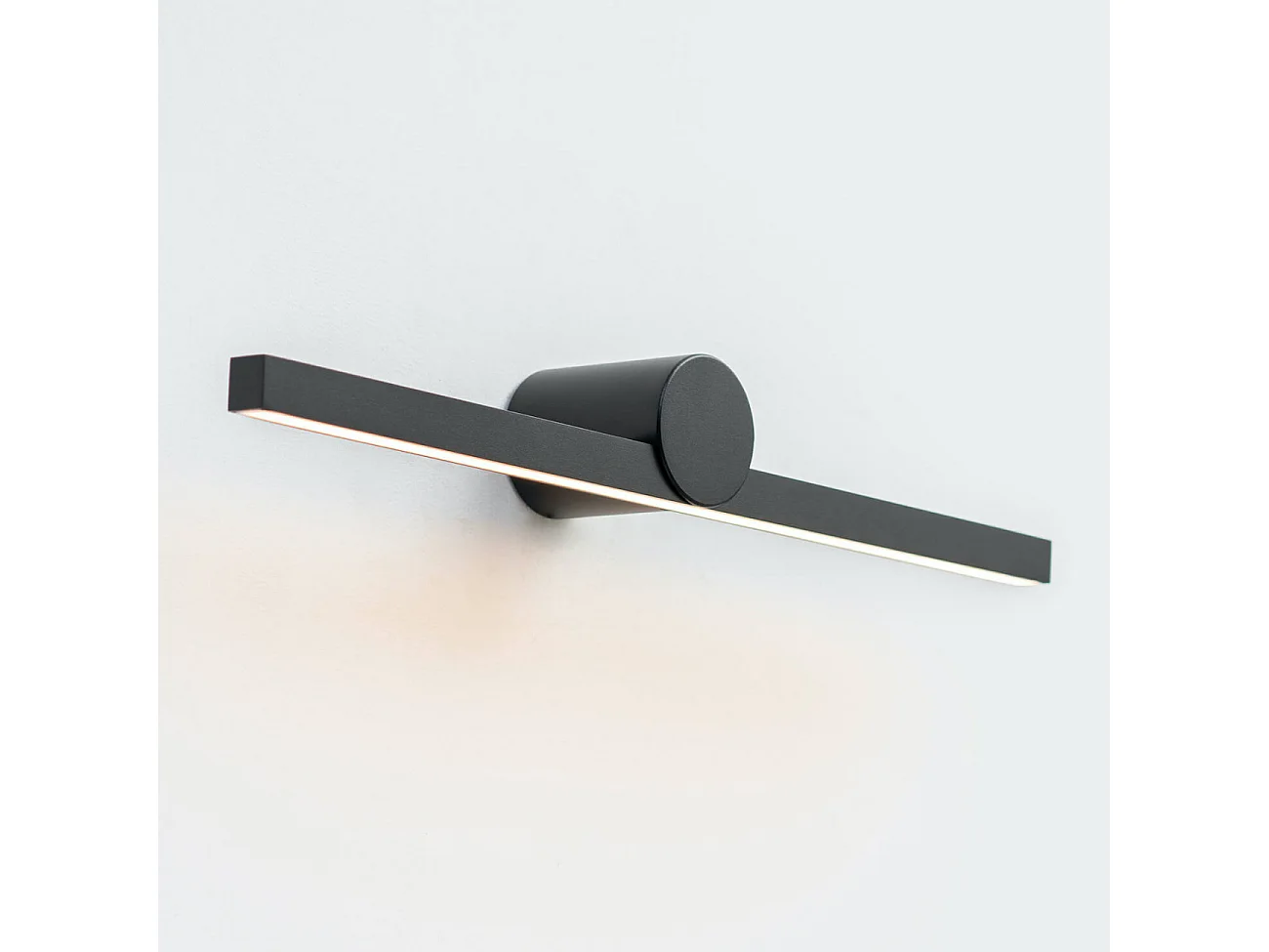 Applique design style épuré noire LED IP54 - Koge