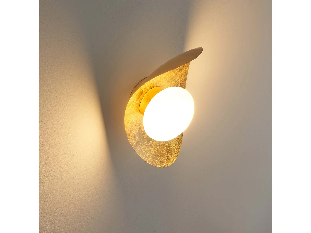 Applique en métal et verre ultra tendance - Isola