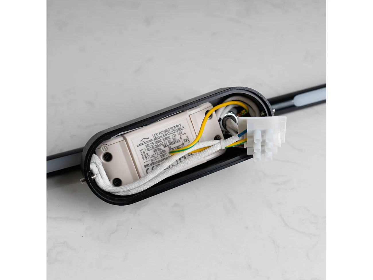 Applique LED design noire - Melbourne