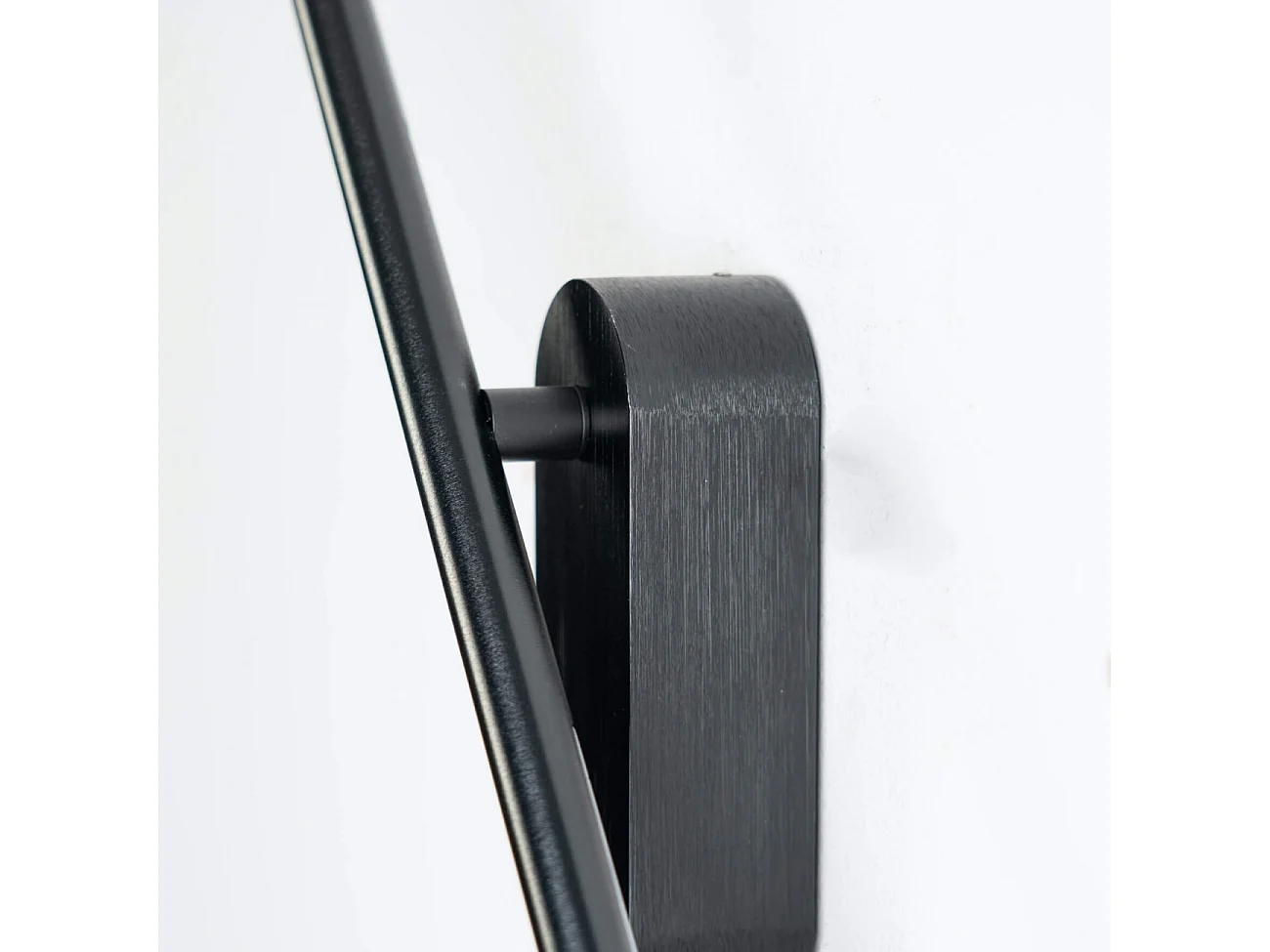 Applique LED design noire - Melbourne