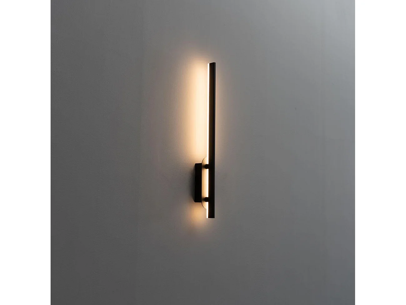 Applique LED design minimaliste - Taranto