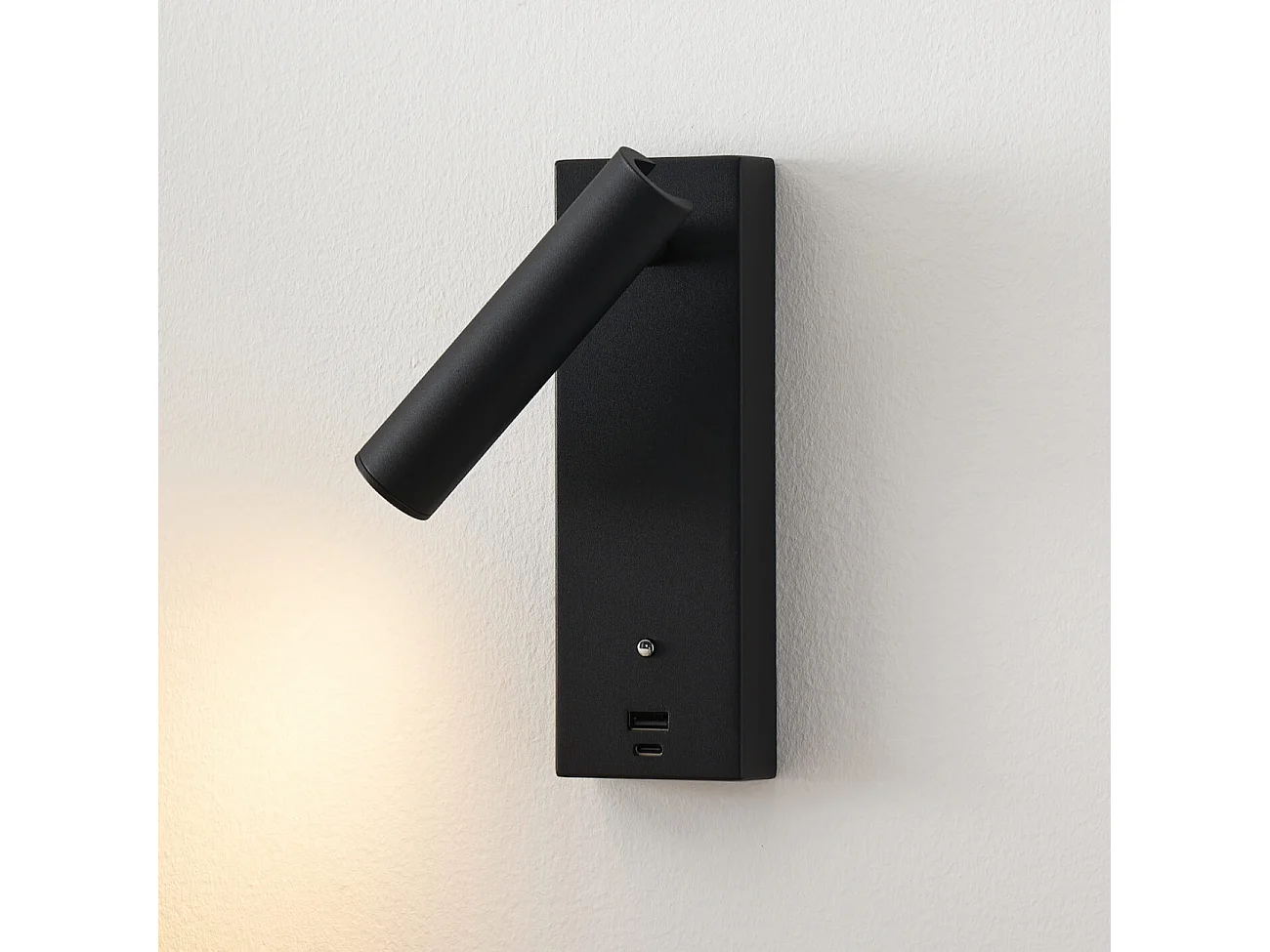 Applique LED liseuse noire avec port USB dimmable - Tofino