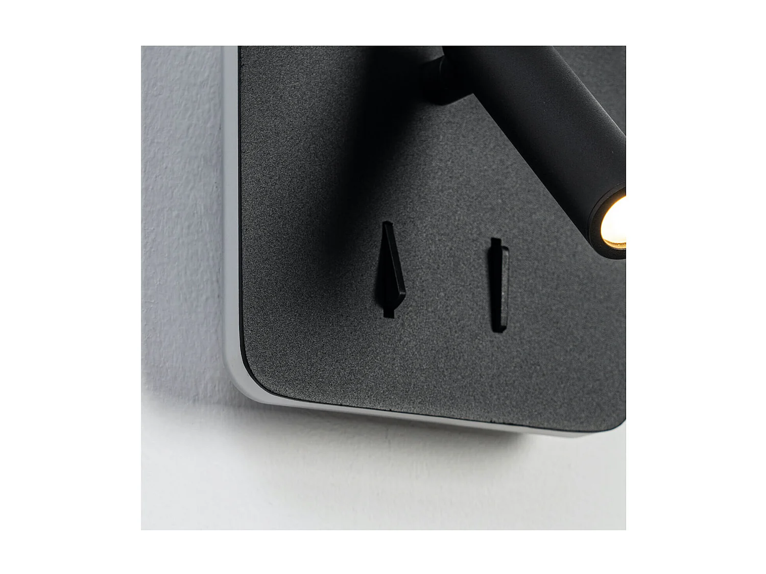 Liseuse carrée noire double lumière LED multifonctionnelle - Bilbao