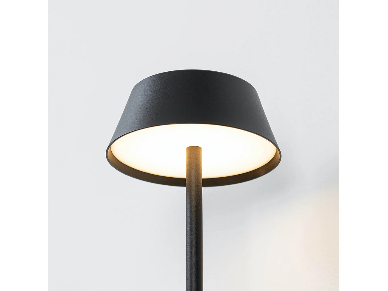 Applique murale LED avec liseuse intégrée  - Fabro