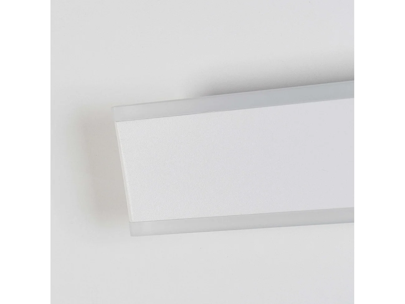 Longue et puissante applique LED 80 cm - Bastia